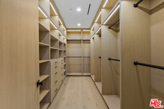 11317 Valley Spring Ln