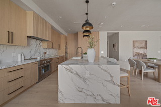 11317 Valley Spring Ln