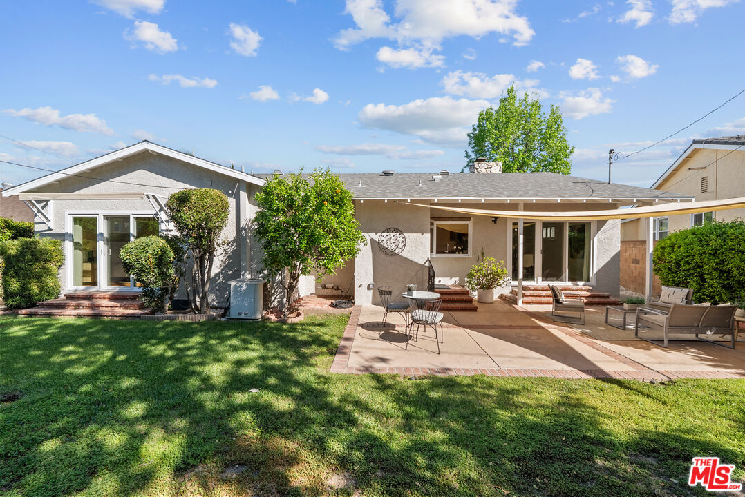 6131 Lockhurst Dr