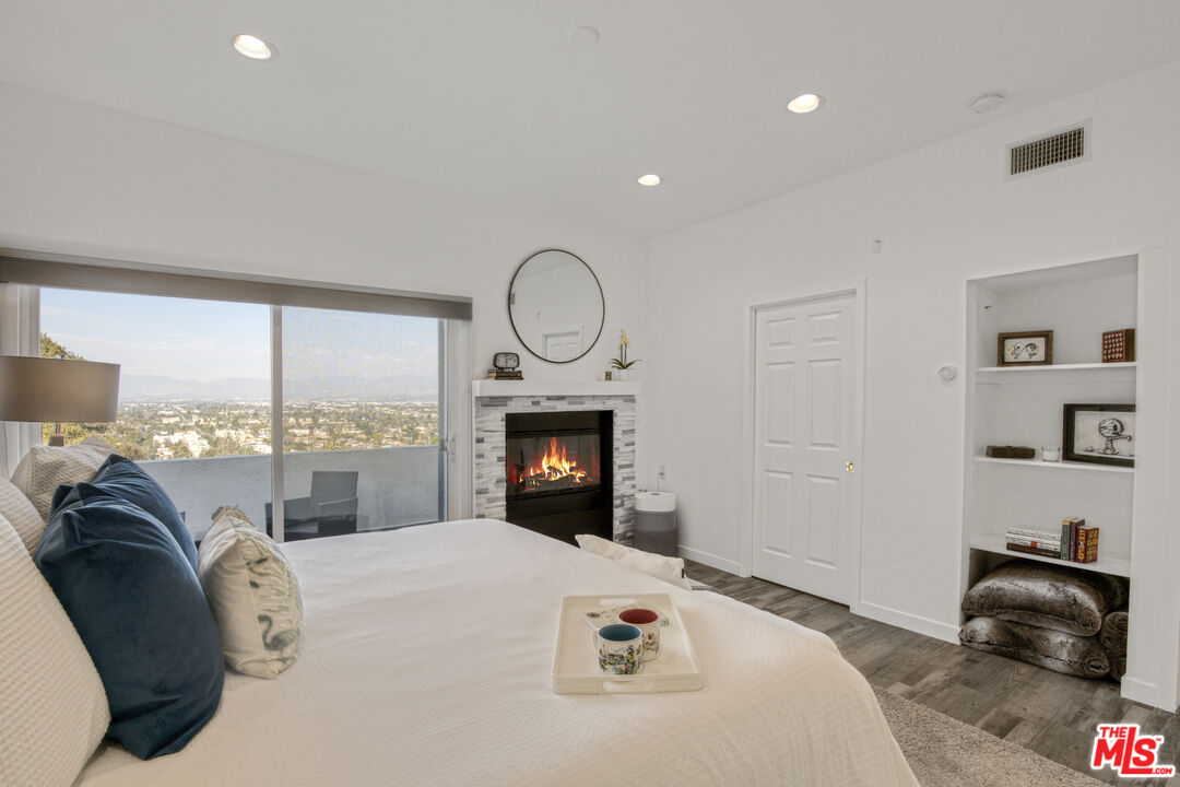 4112 Vanetta Place Pl