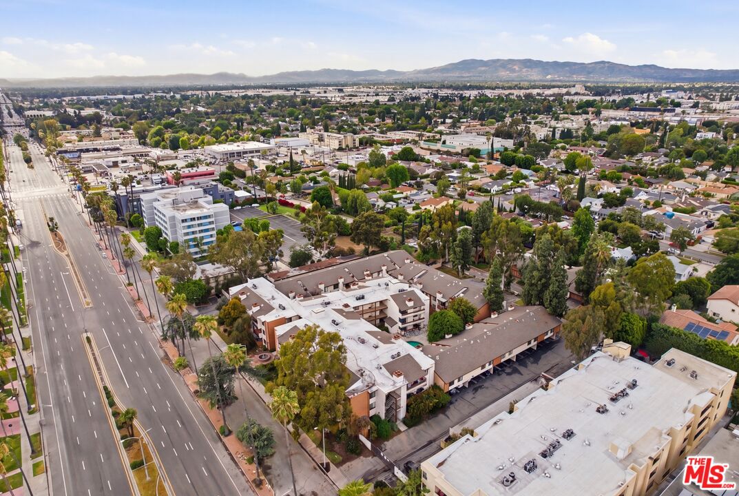 15155 Sherman Way Unit: 47