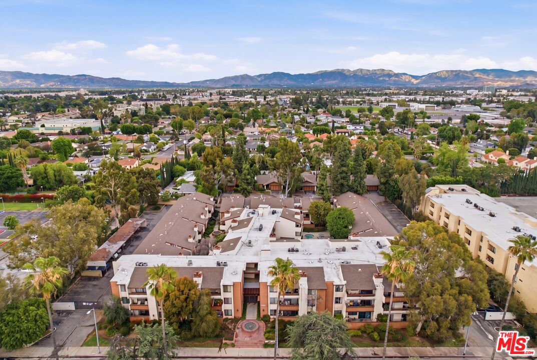 15155 Sherman Way Unit: 47