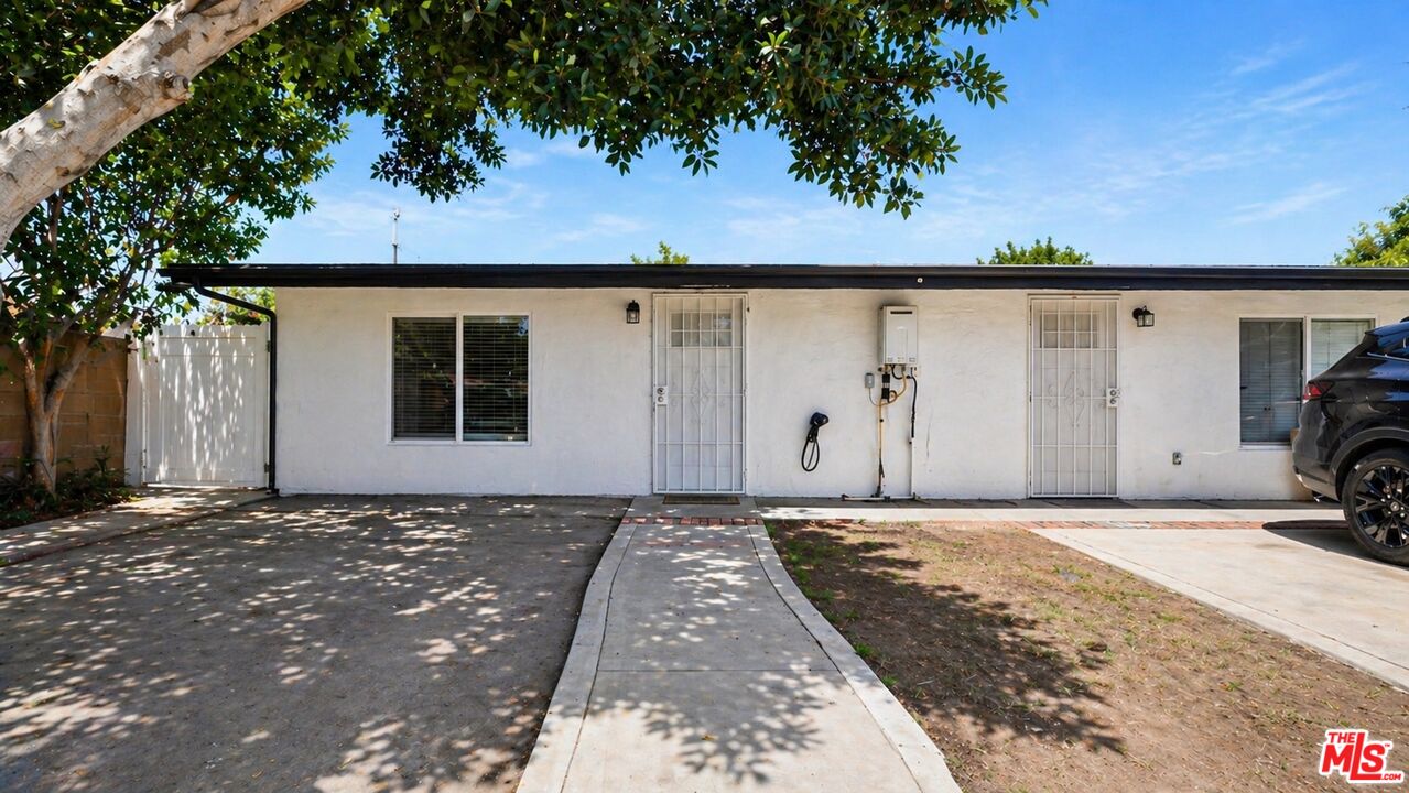 10341 Arminta St