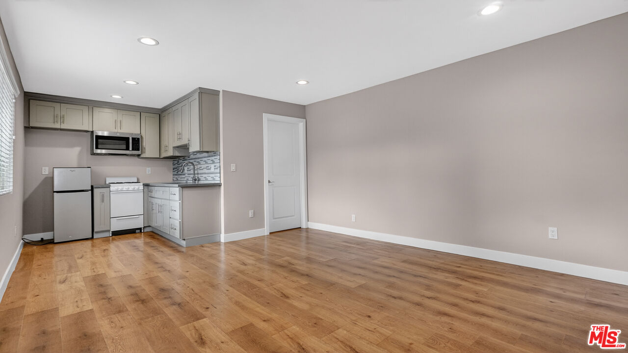 7640 Greg Ave Unit: A