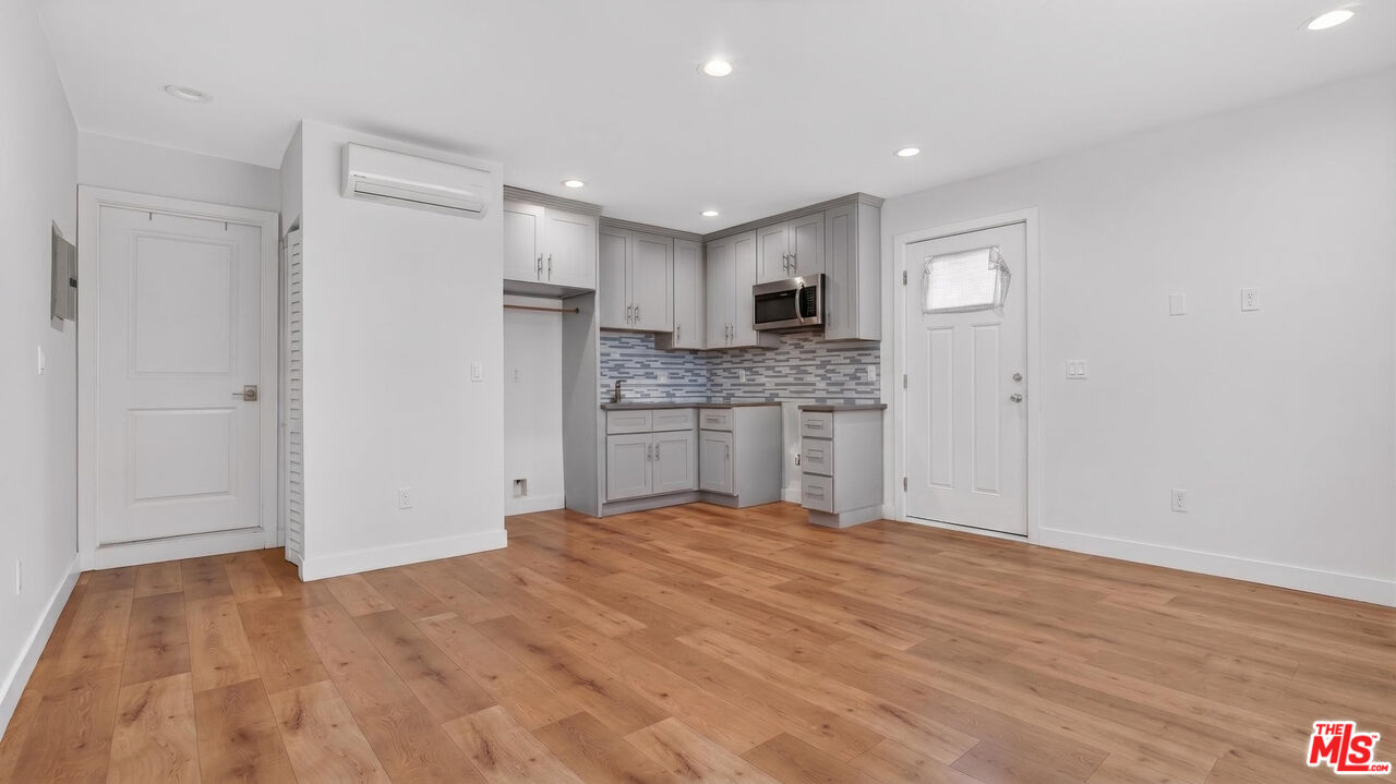 7640 Greg Ave Unit: A