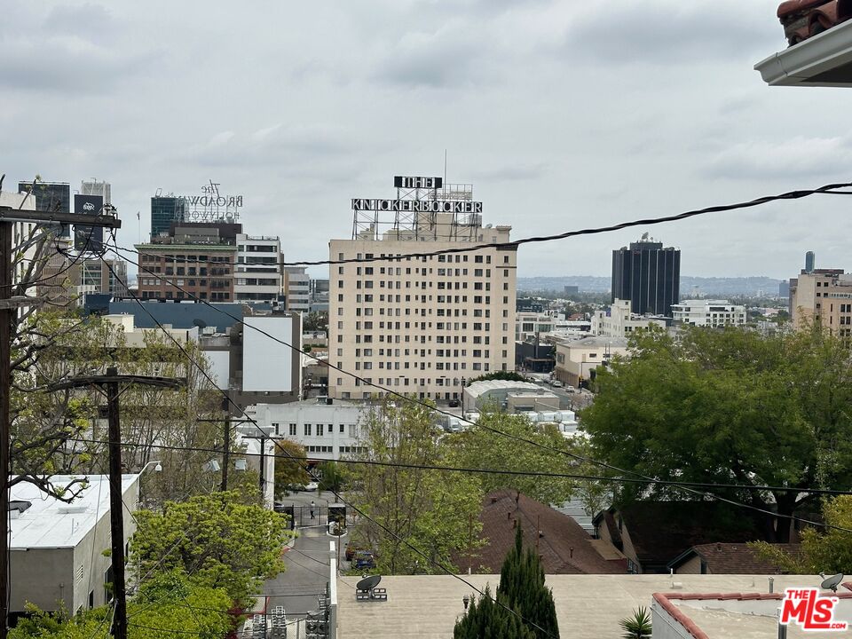 6326 Franklin