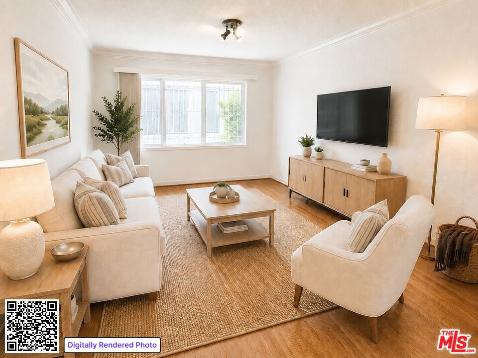 1014 N Alexandria Ave