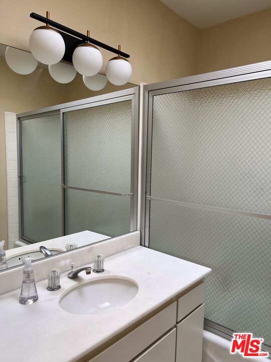 500 W Arenas Rd Unit: 8