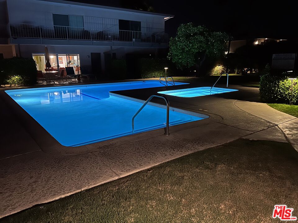 500 W Arenas Rd Unit: 8