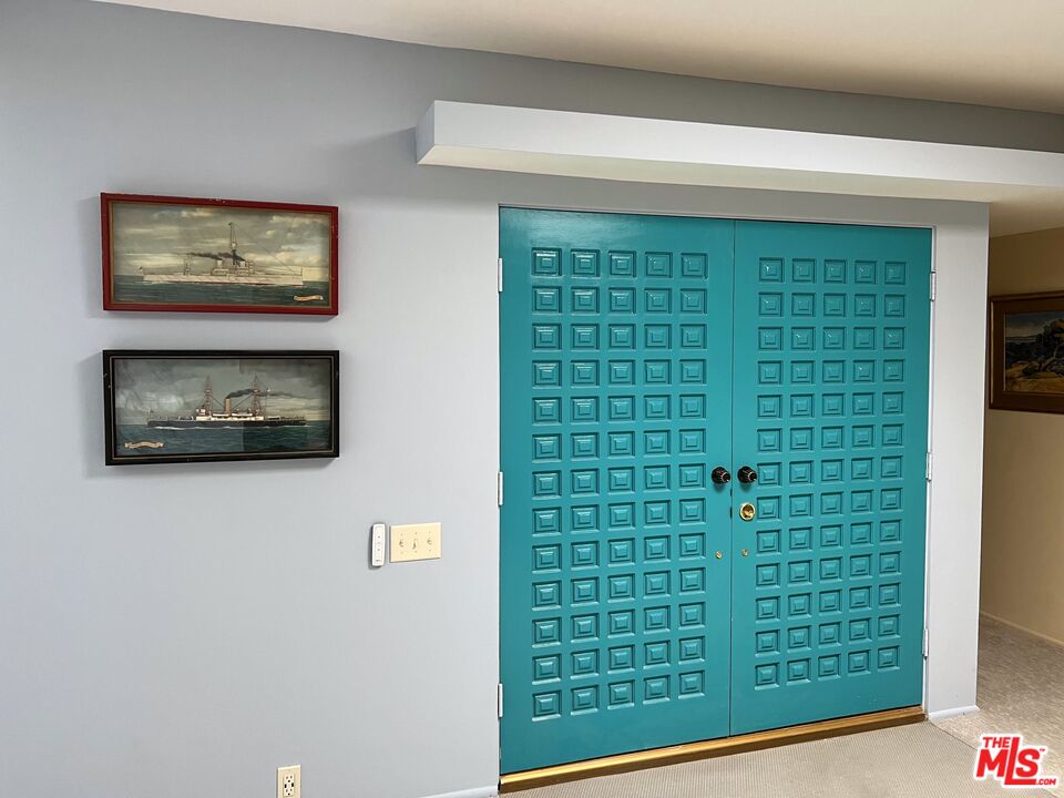 500 W Arenas Rd Unit: 8