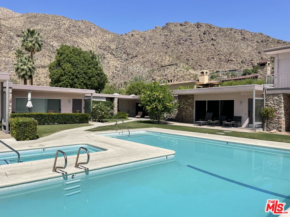 500 W Arenas Rd Unit: 8