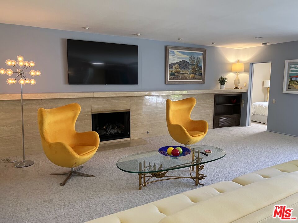 500 W Arenas Rd Unit: 8