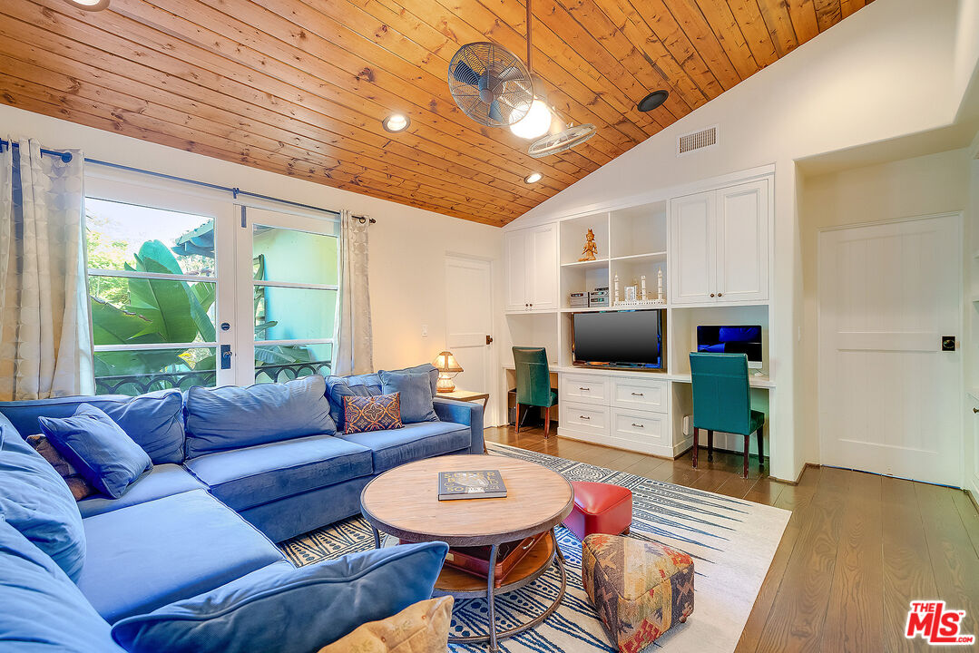 11670 Duque Dr