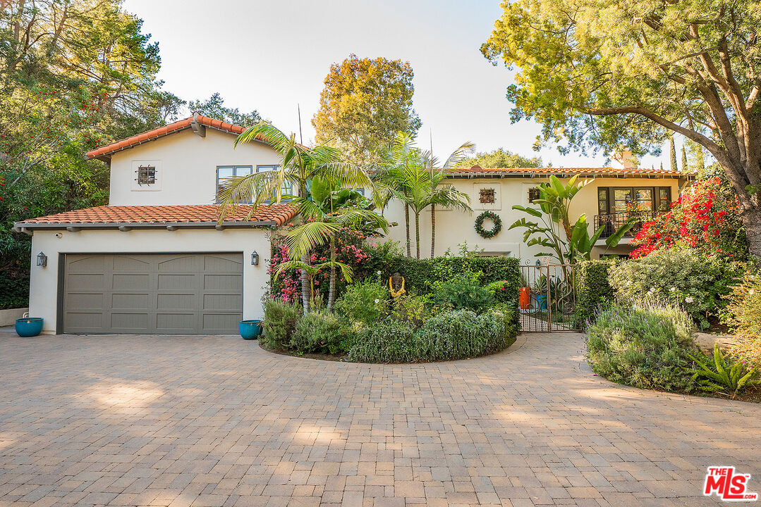 11670 Duque Dr
