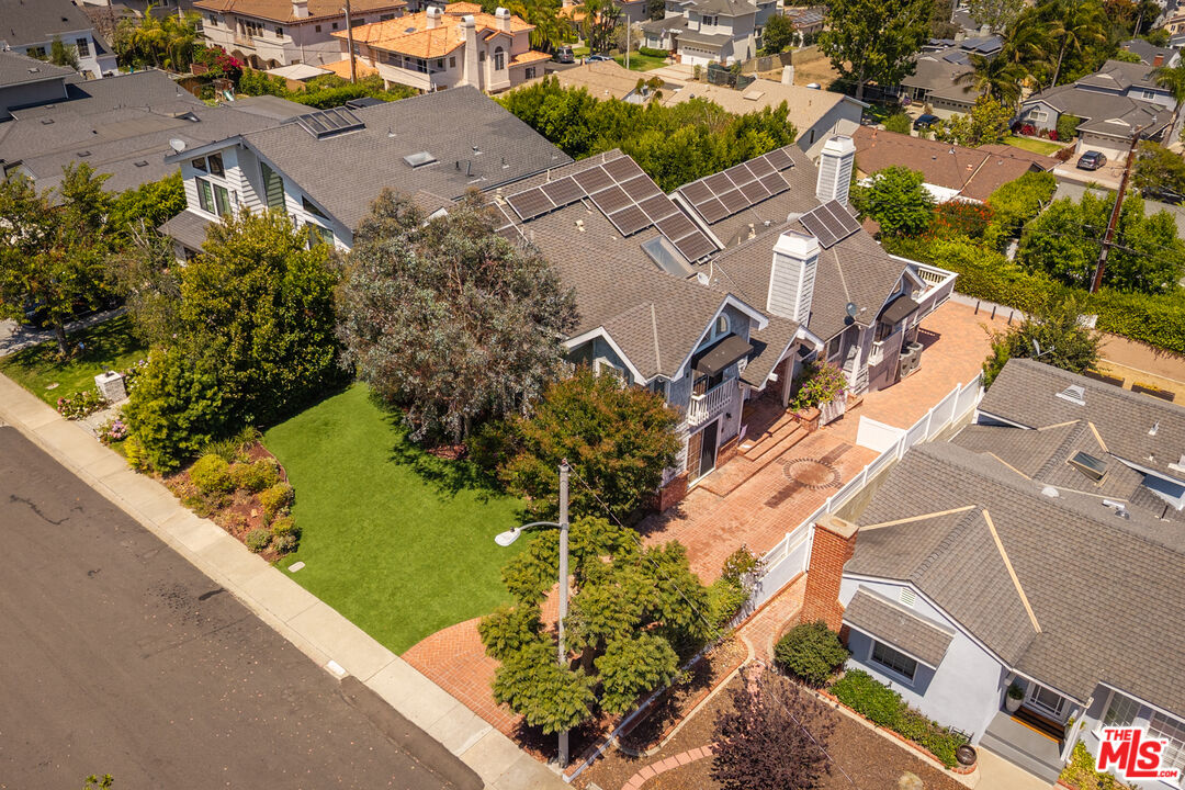 624 Sierra St