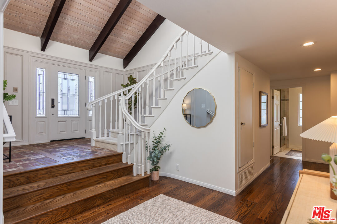 624 Sierra St