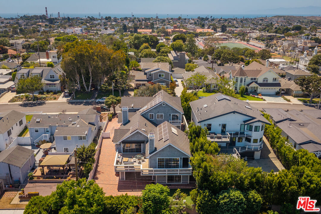 624 Sierra St