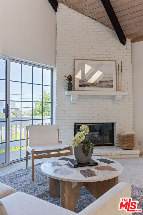 624 Sierra St