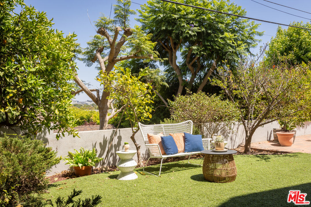624 Sierra St