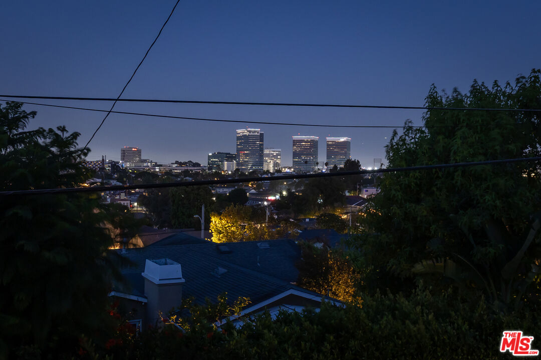 624 Sierra St