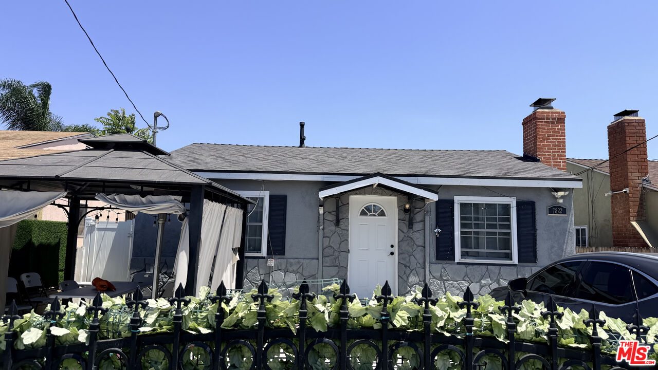 7822 Ferncola Ave