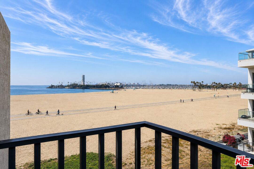 1140 E Ocean Blvd Unit: 235