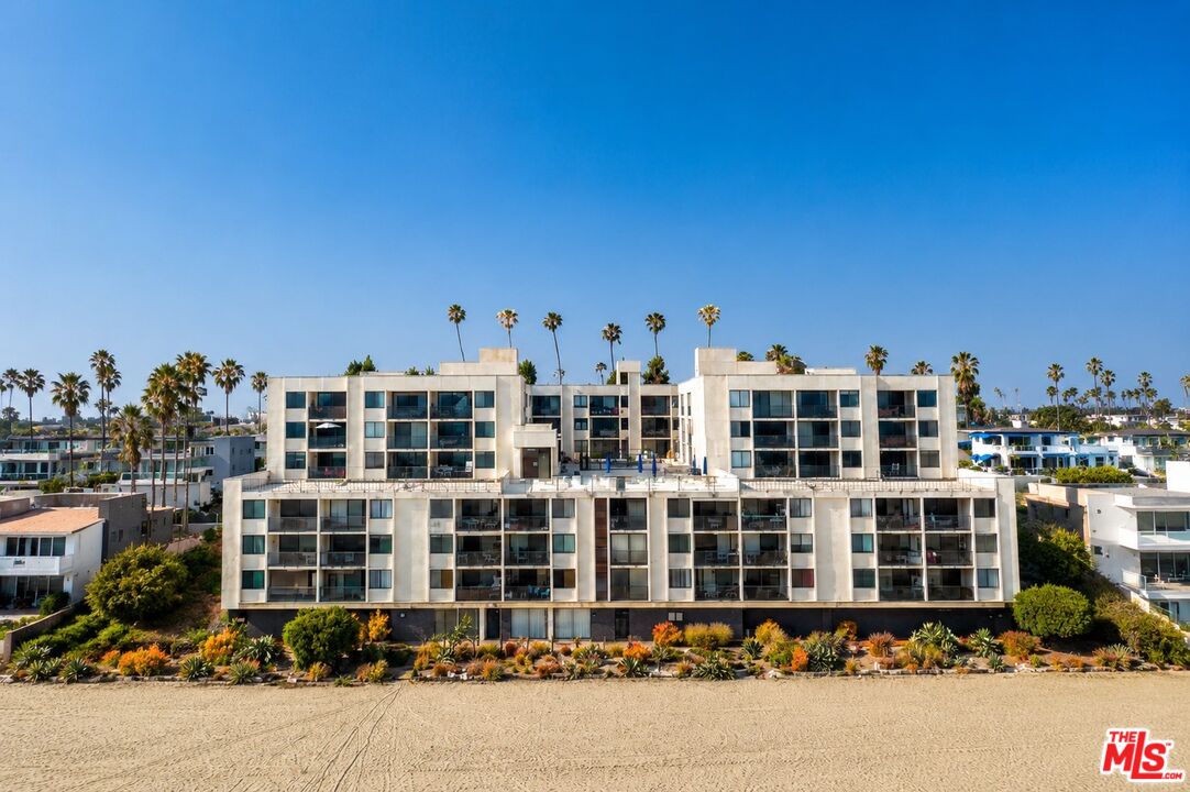 1140 E Ocean Blvd Unit: 235