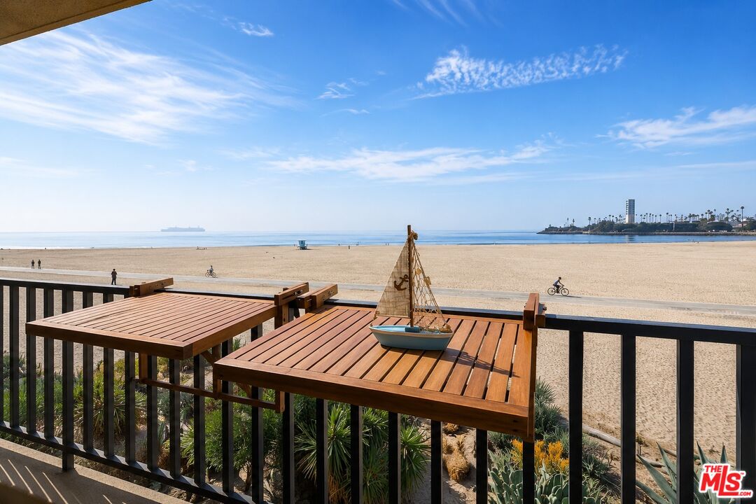 1140 E Ocean Blvd Unit: 235