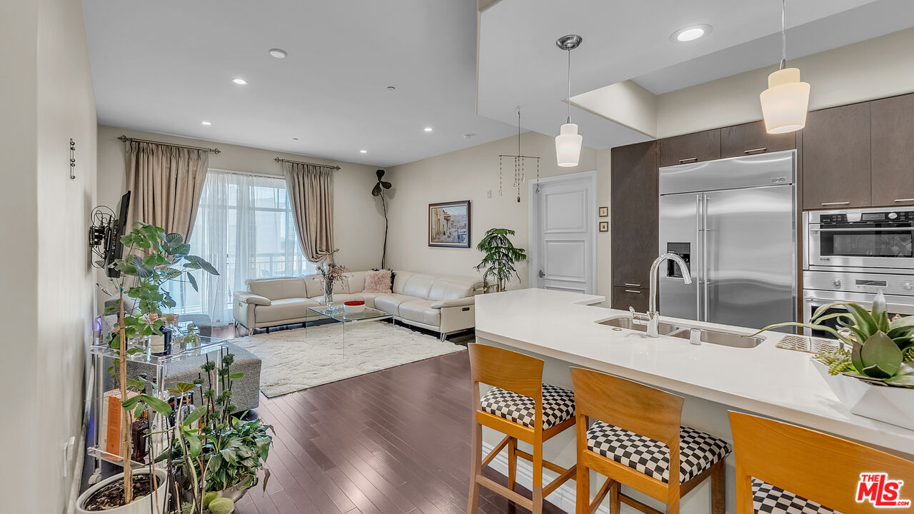 611 Caruso Ave