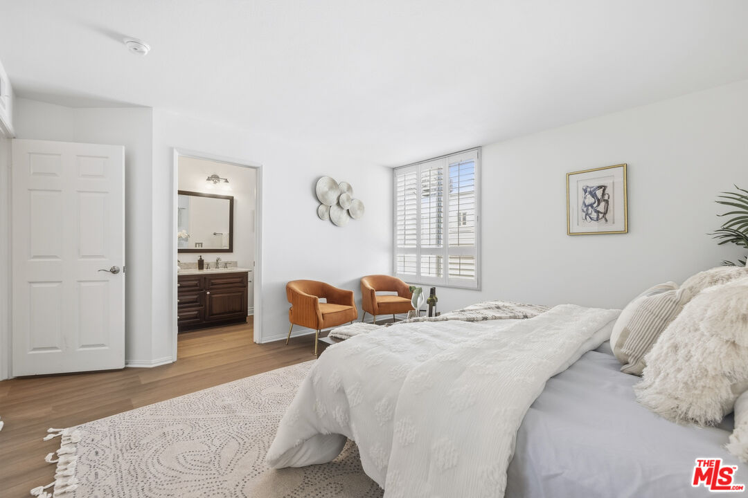4164 Tujunga Ave Unit: 103