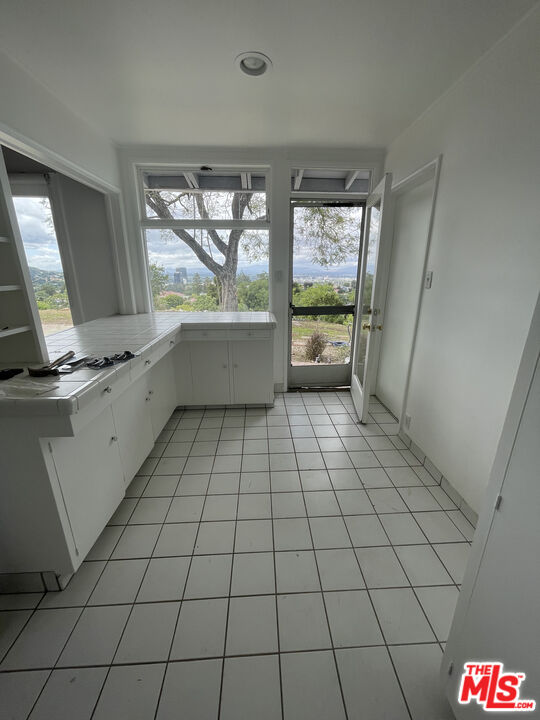 3327 Wonder View Plz