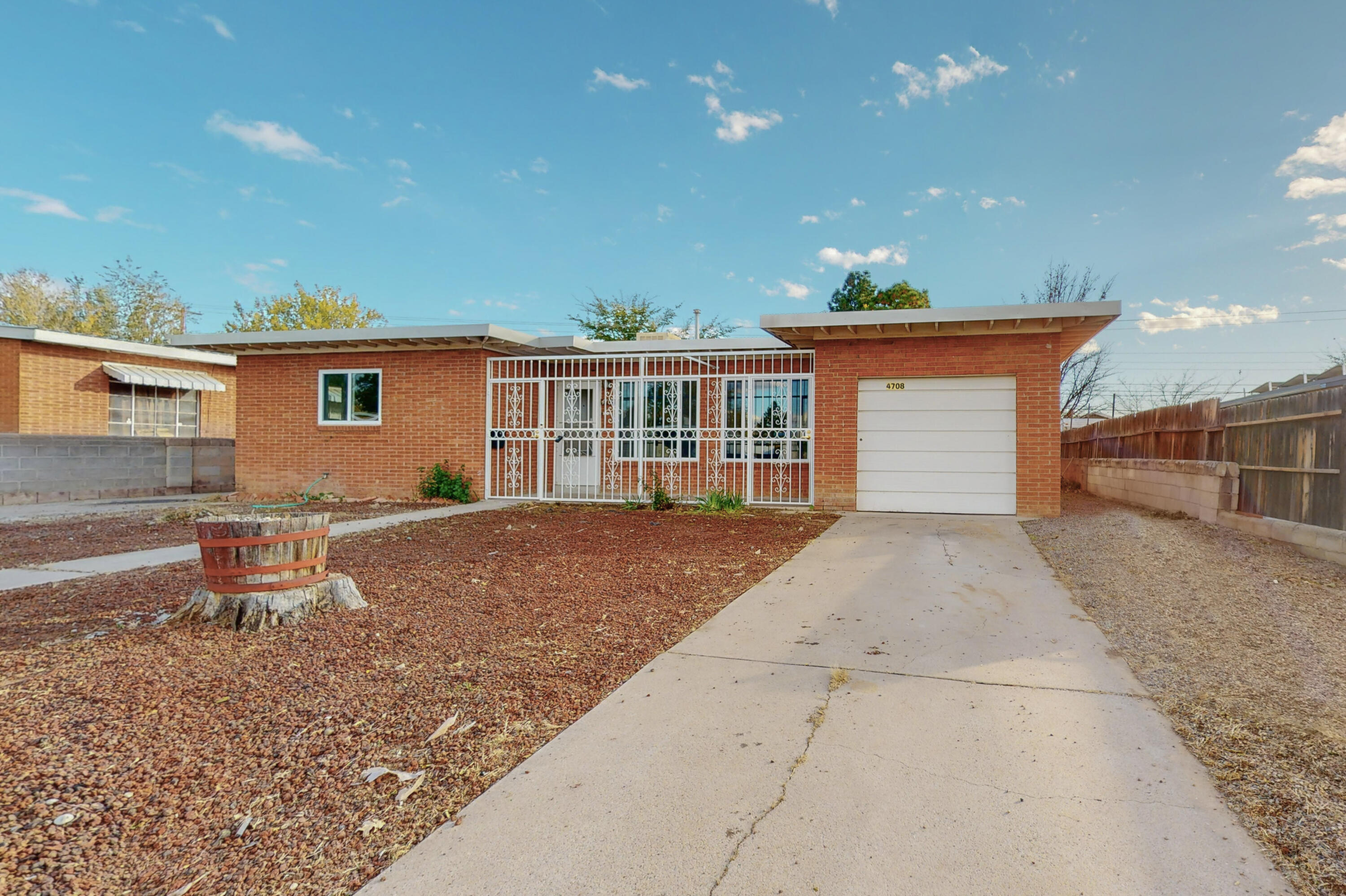 4708 Palo Duro Avenue NE