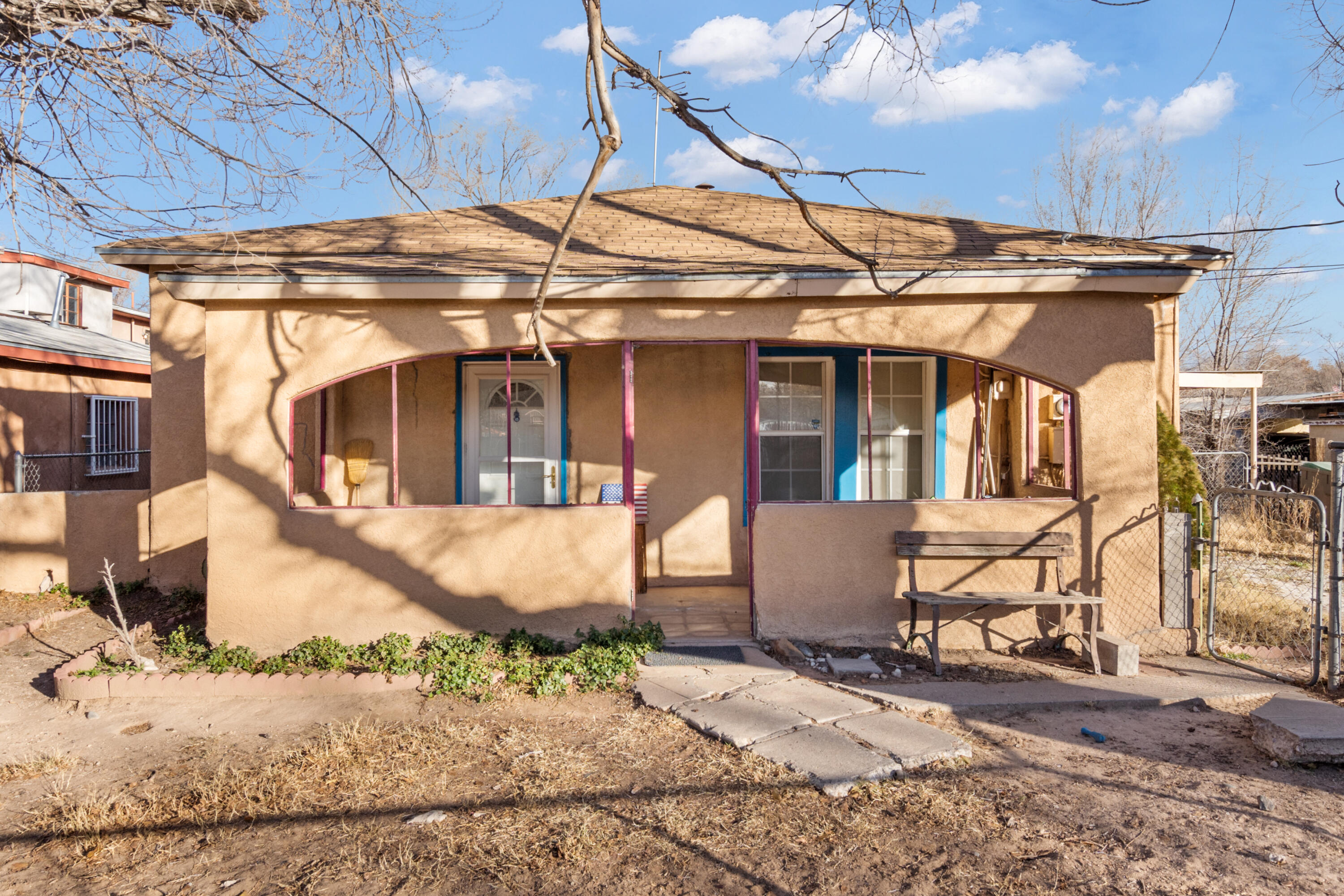 1108 LA VEGA Drive SW