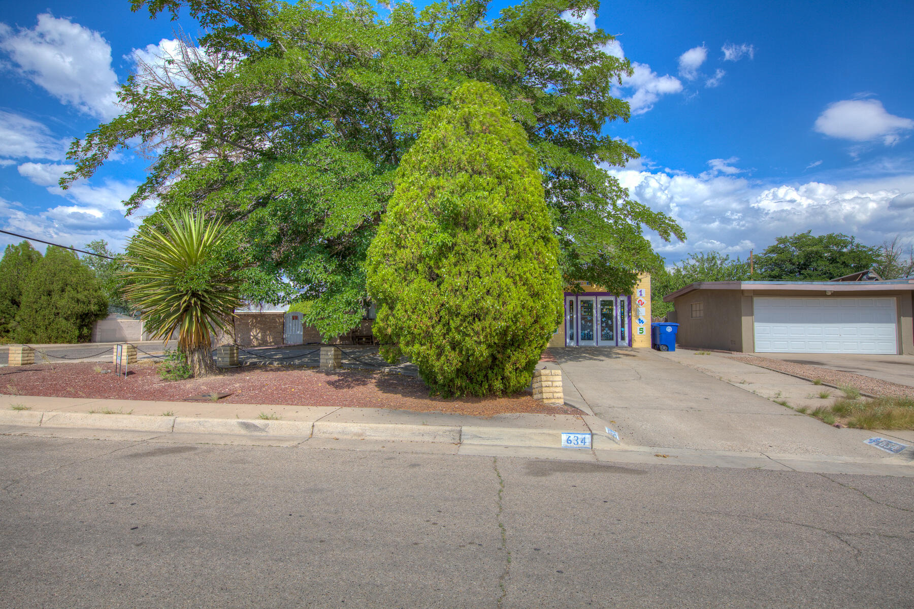 634 ESPANOLA Street NE