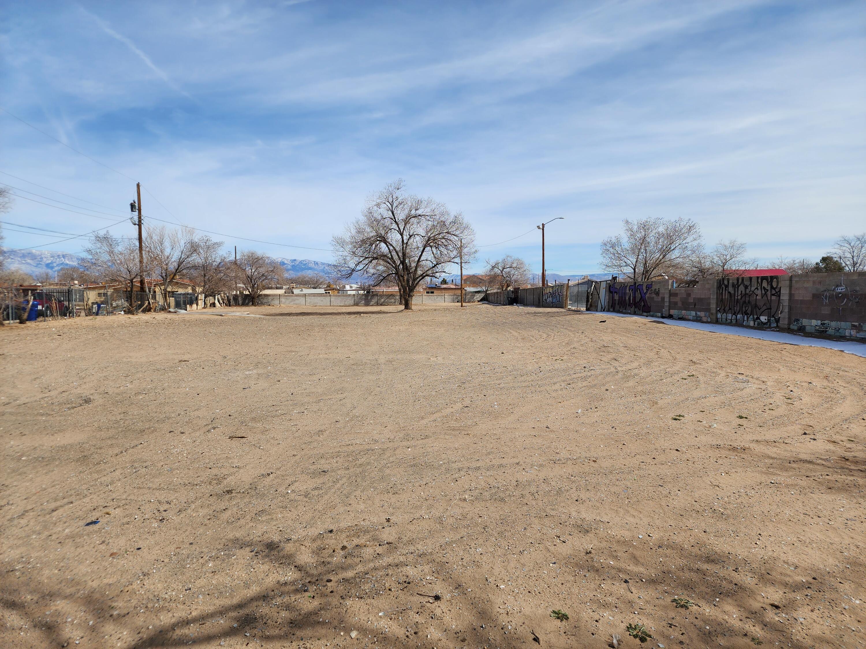 700 OLD COORS Drive SW