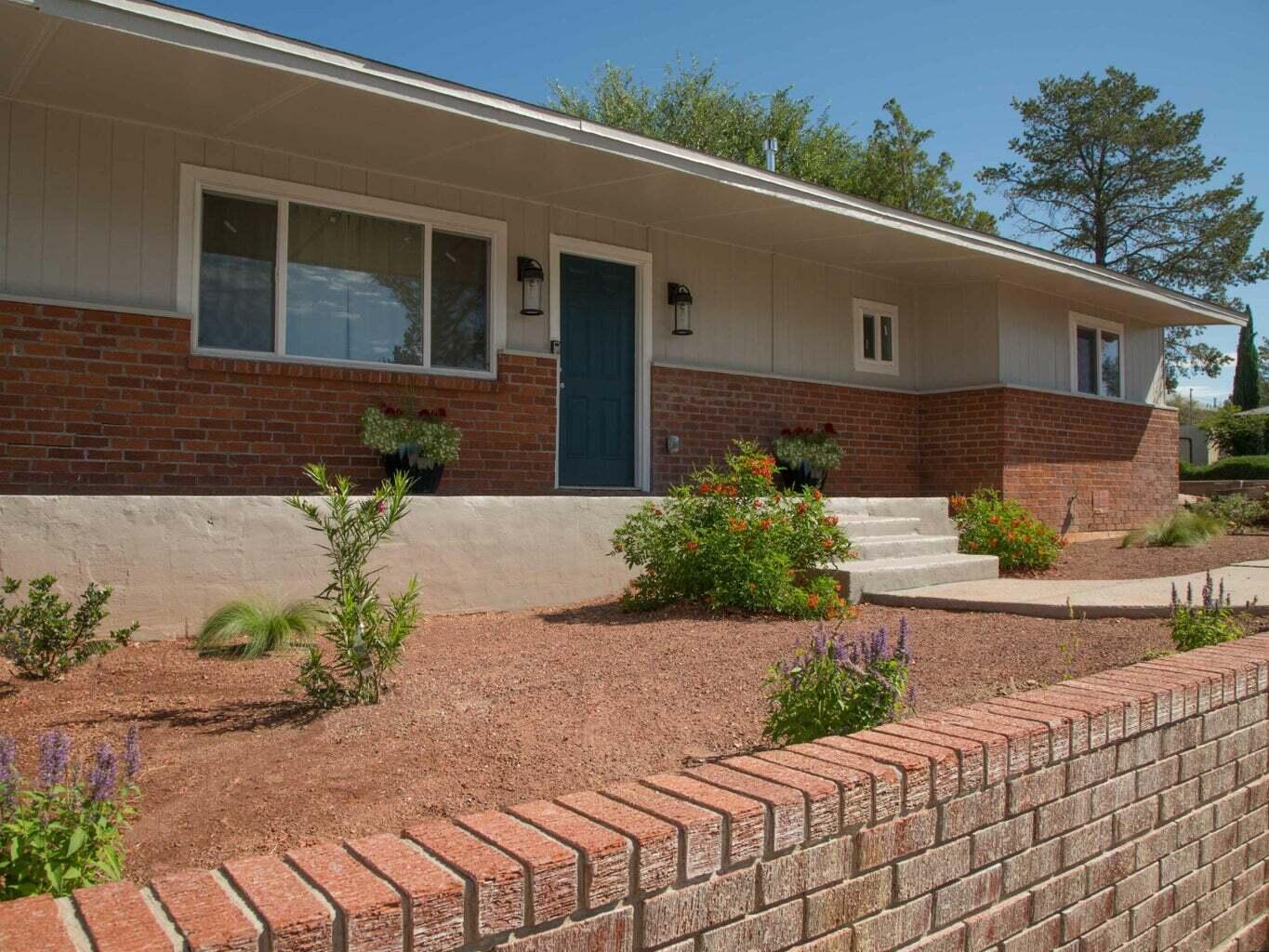 1643 Columbia Drive SE
