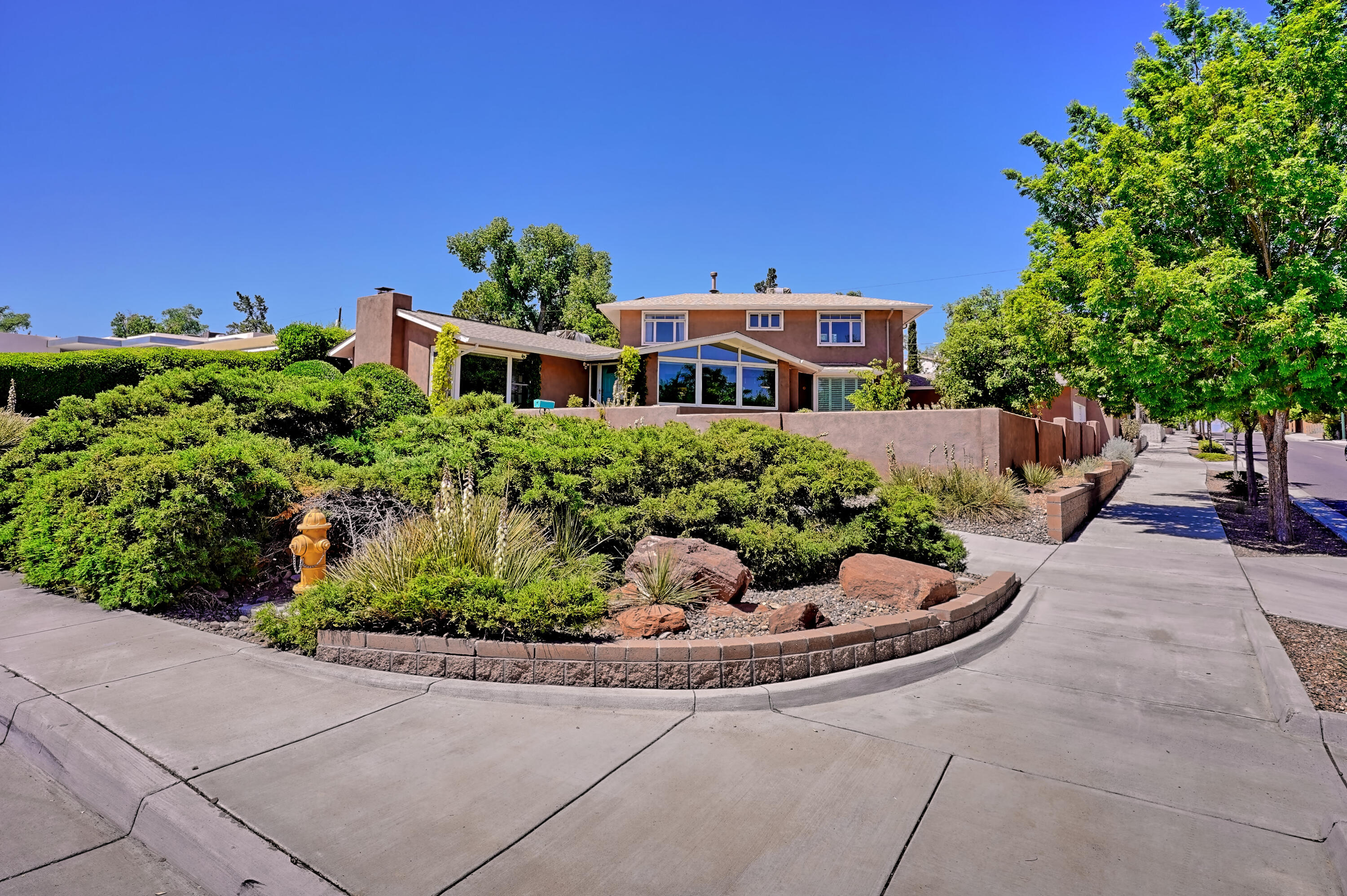 301 Solano Drive SE