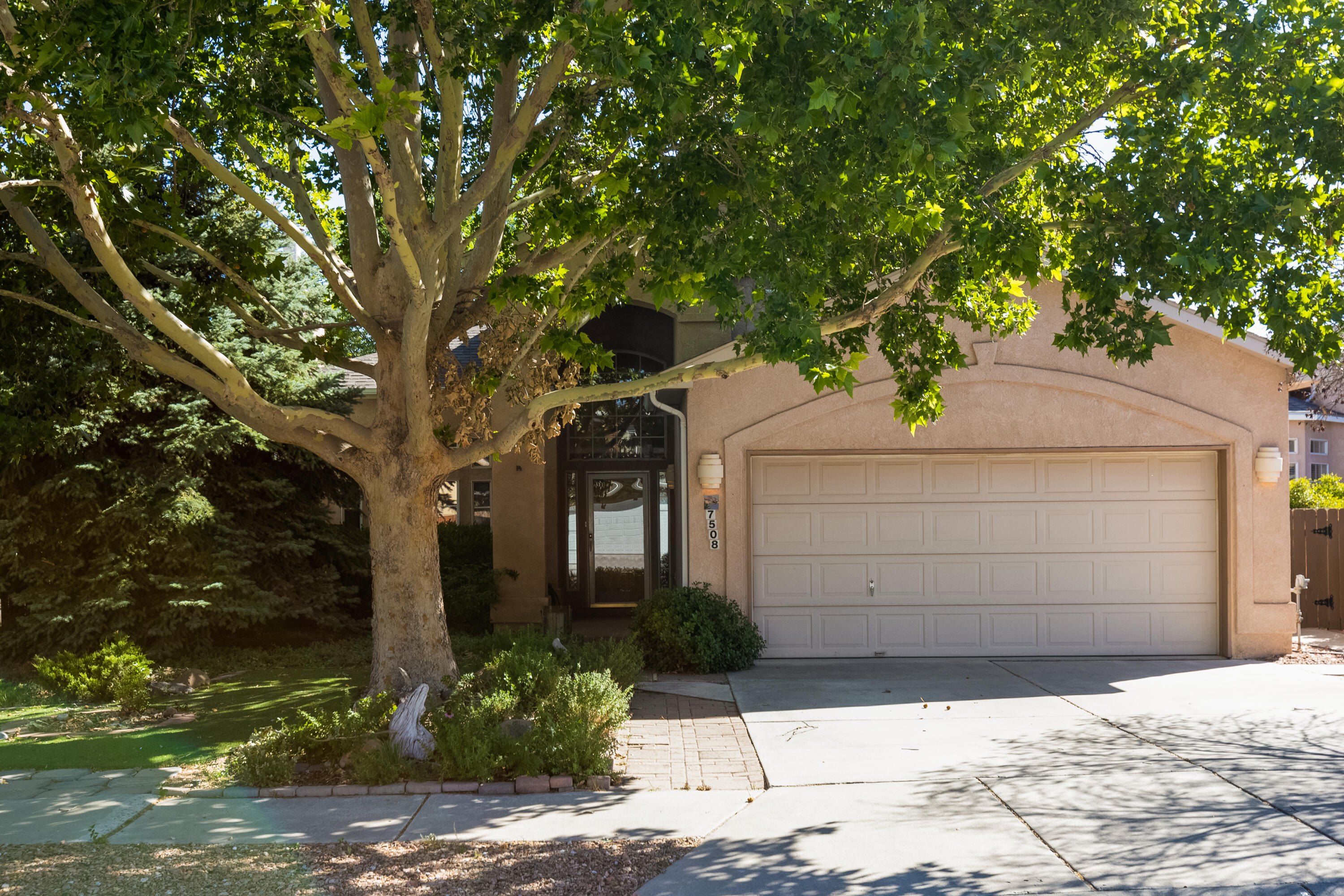 7508 Rancho Verde Court NW