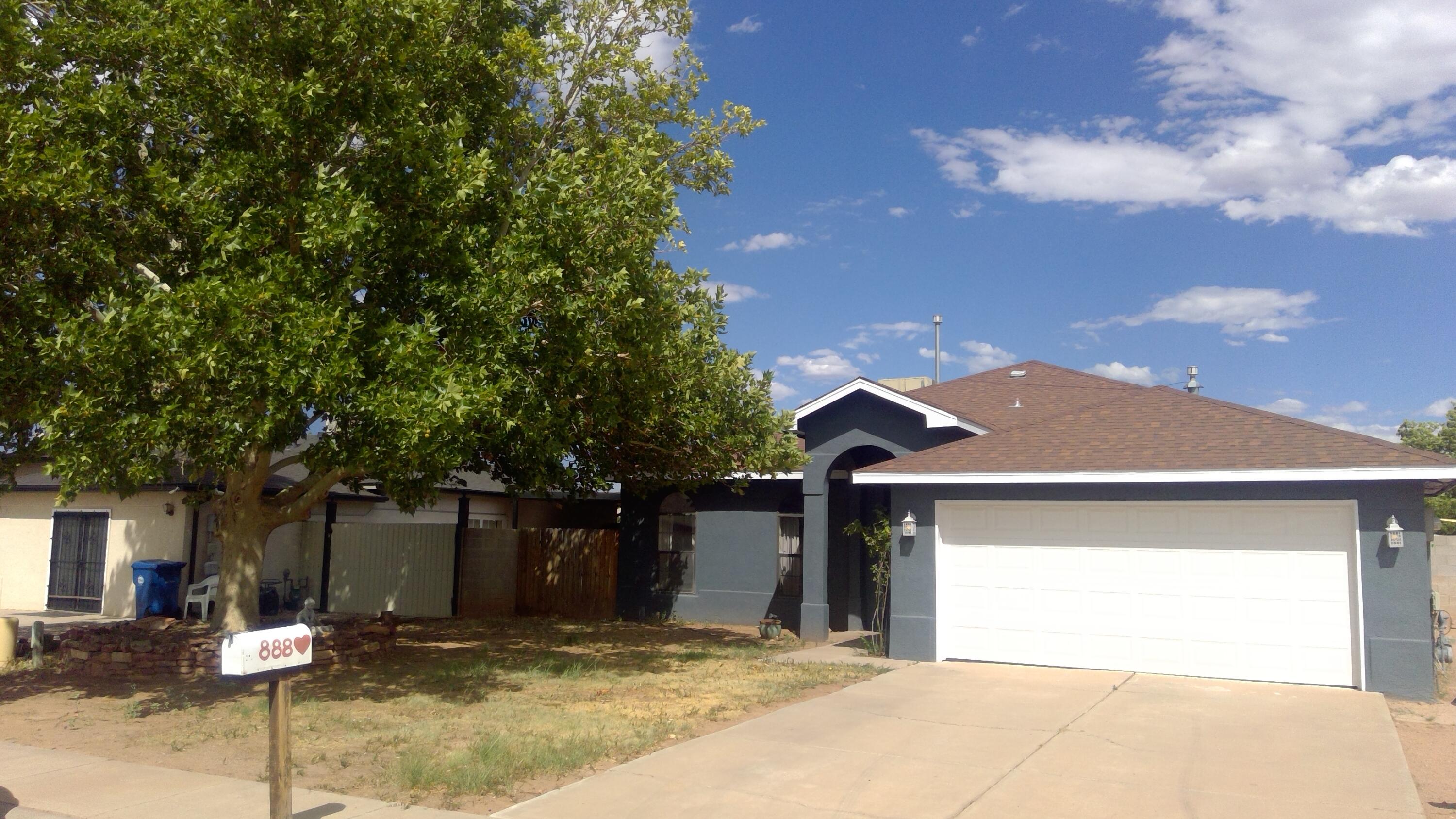 888 Ladron Avenue