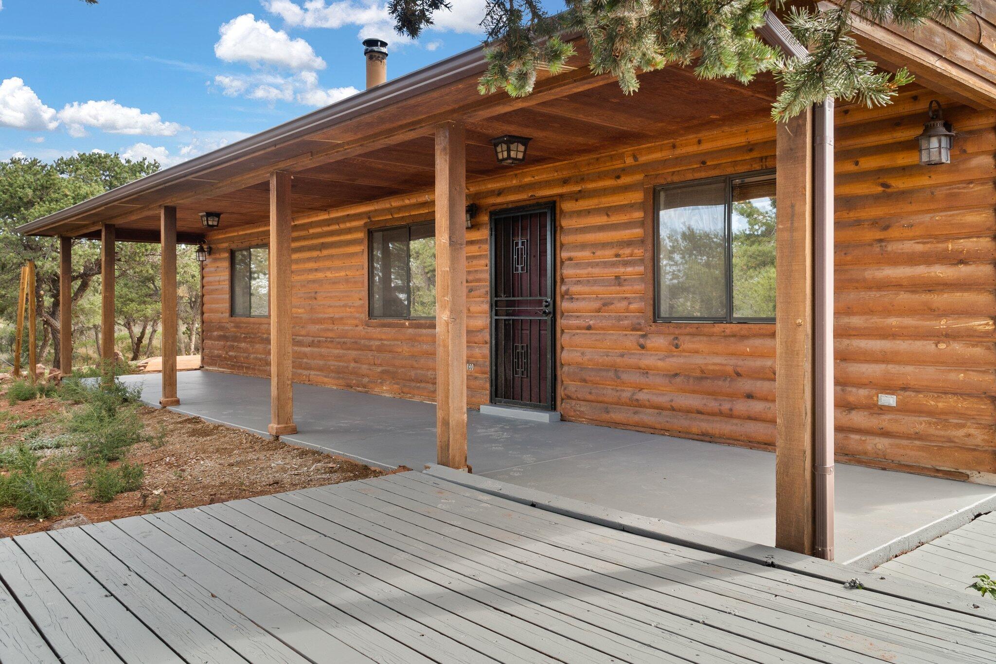 4 Pinon Heights Road