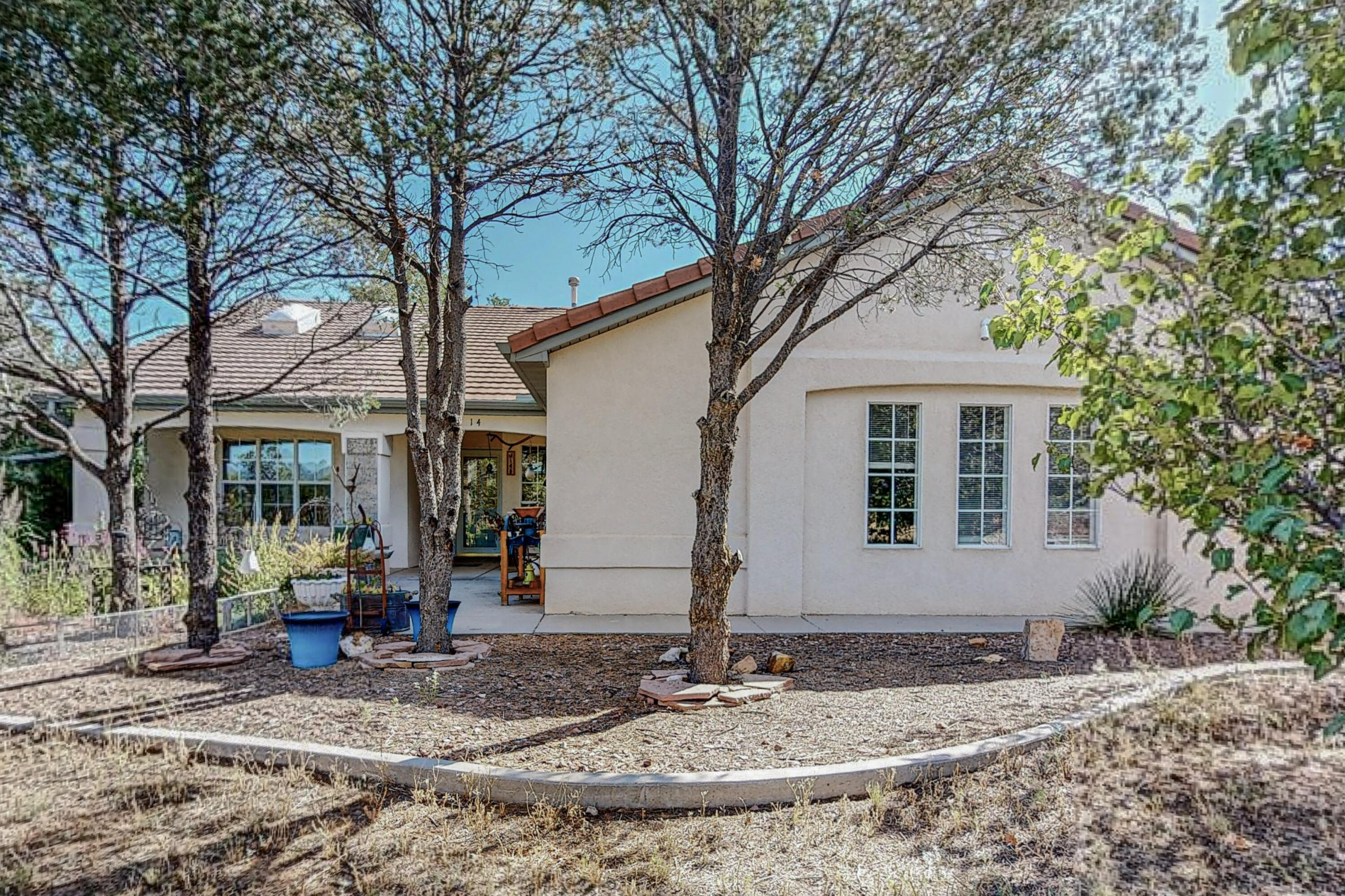 14 Vista Verde Way