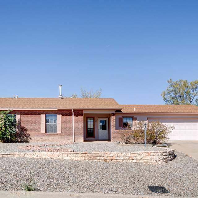 517 Cherish Court SE