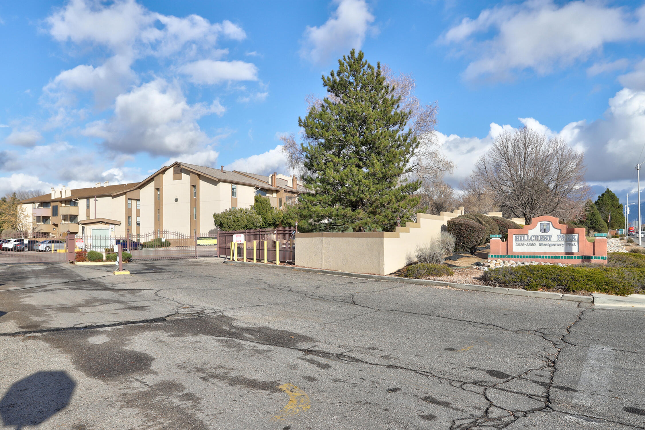 3845 Montgomery Boulevard NE 907