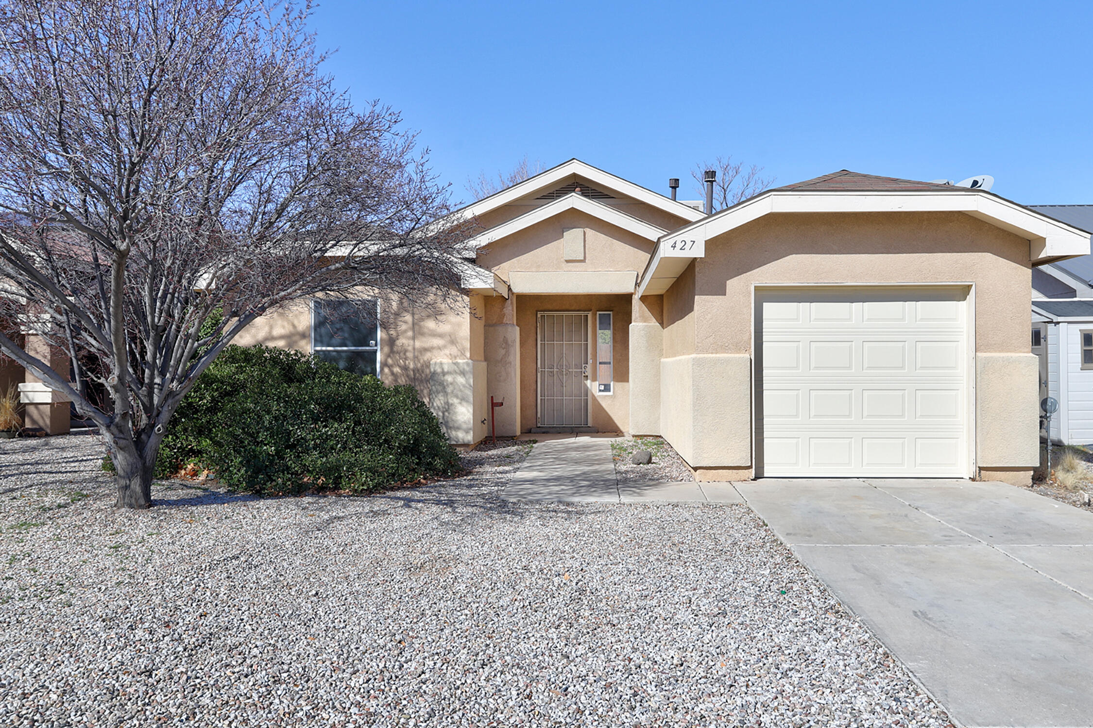 427 Bristlebrush Street SW