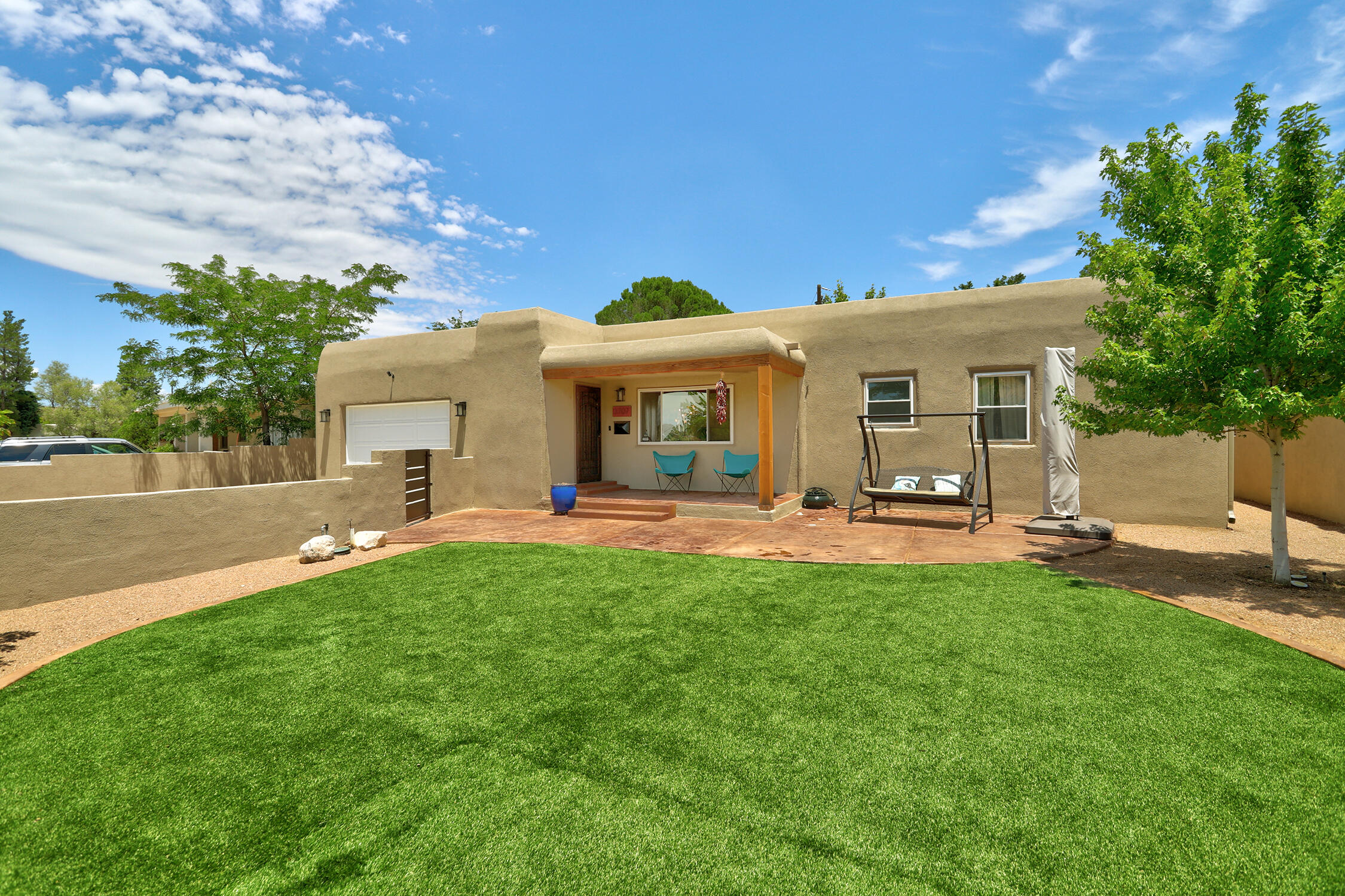 3707 La Hacienda Drive NE