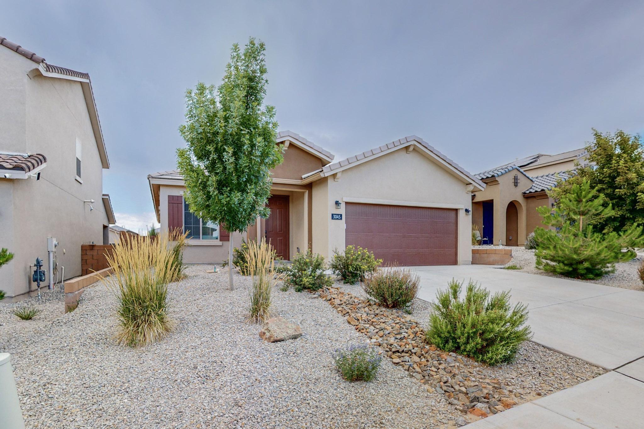 3045 Shannon Lane NE