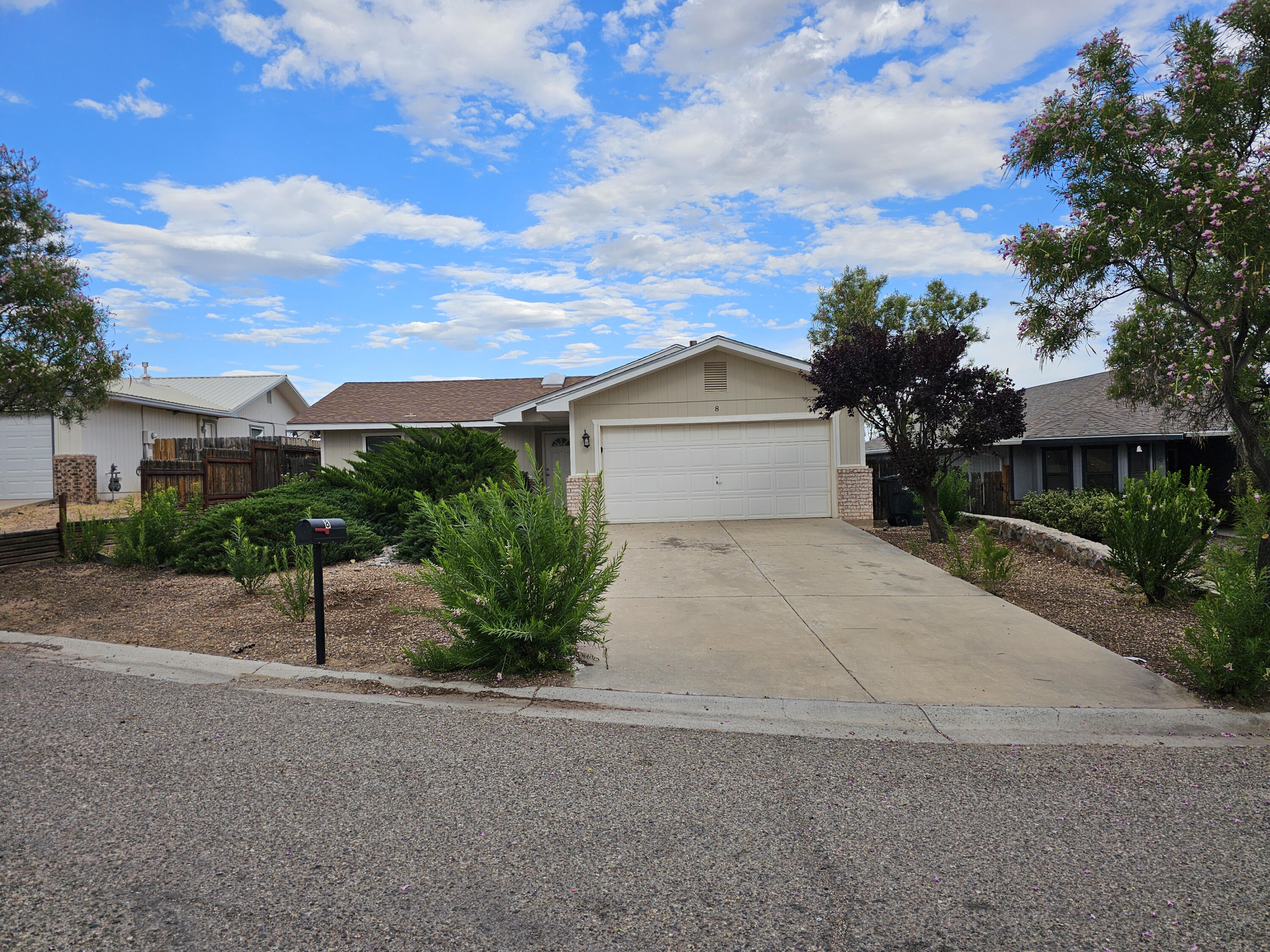 8 Aldea Place