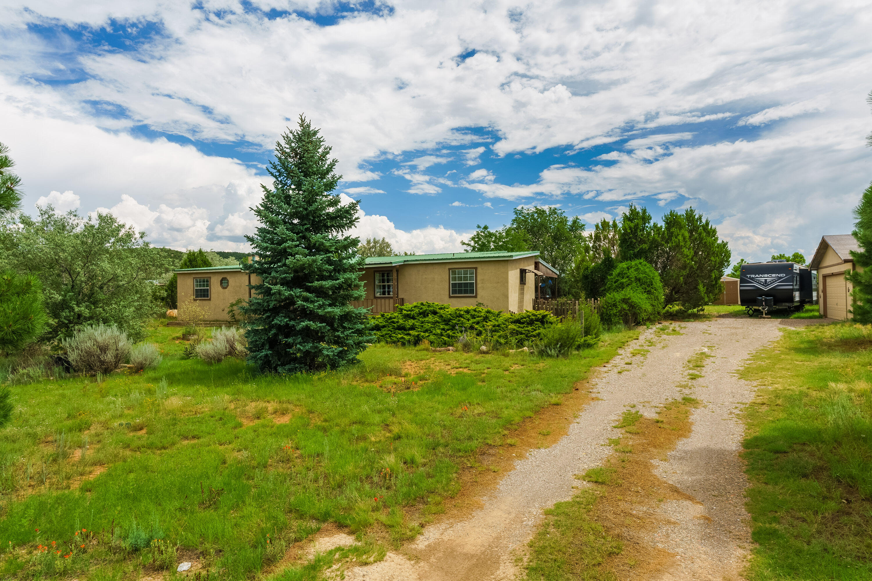 65 Horseshoe Loop
