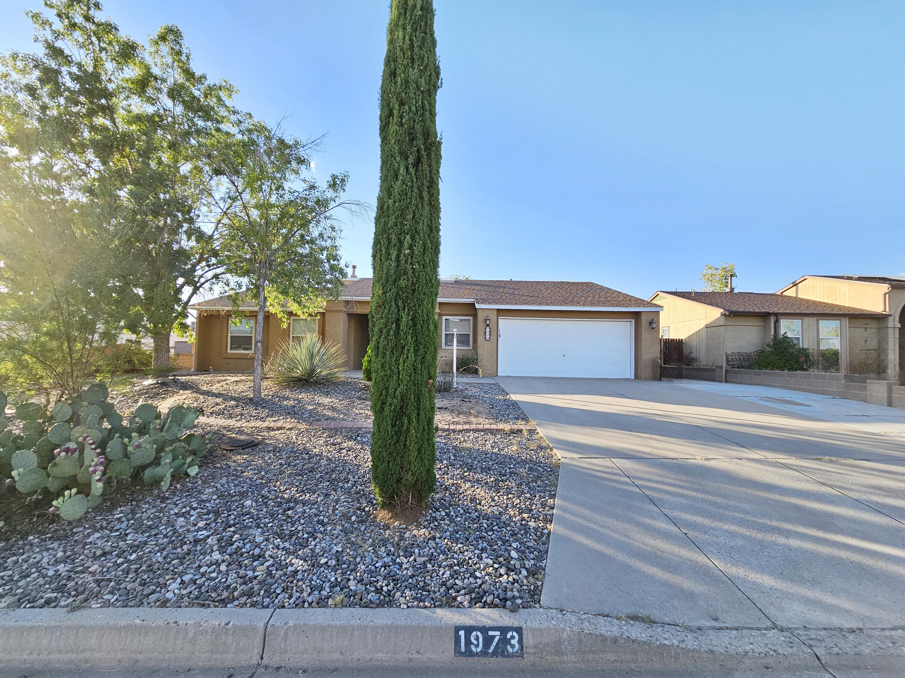 1973 WHITEWATER Drive NE