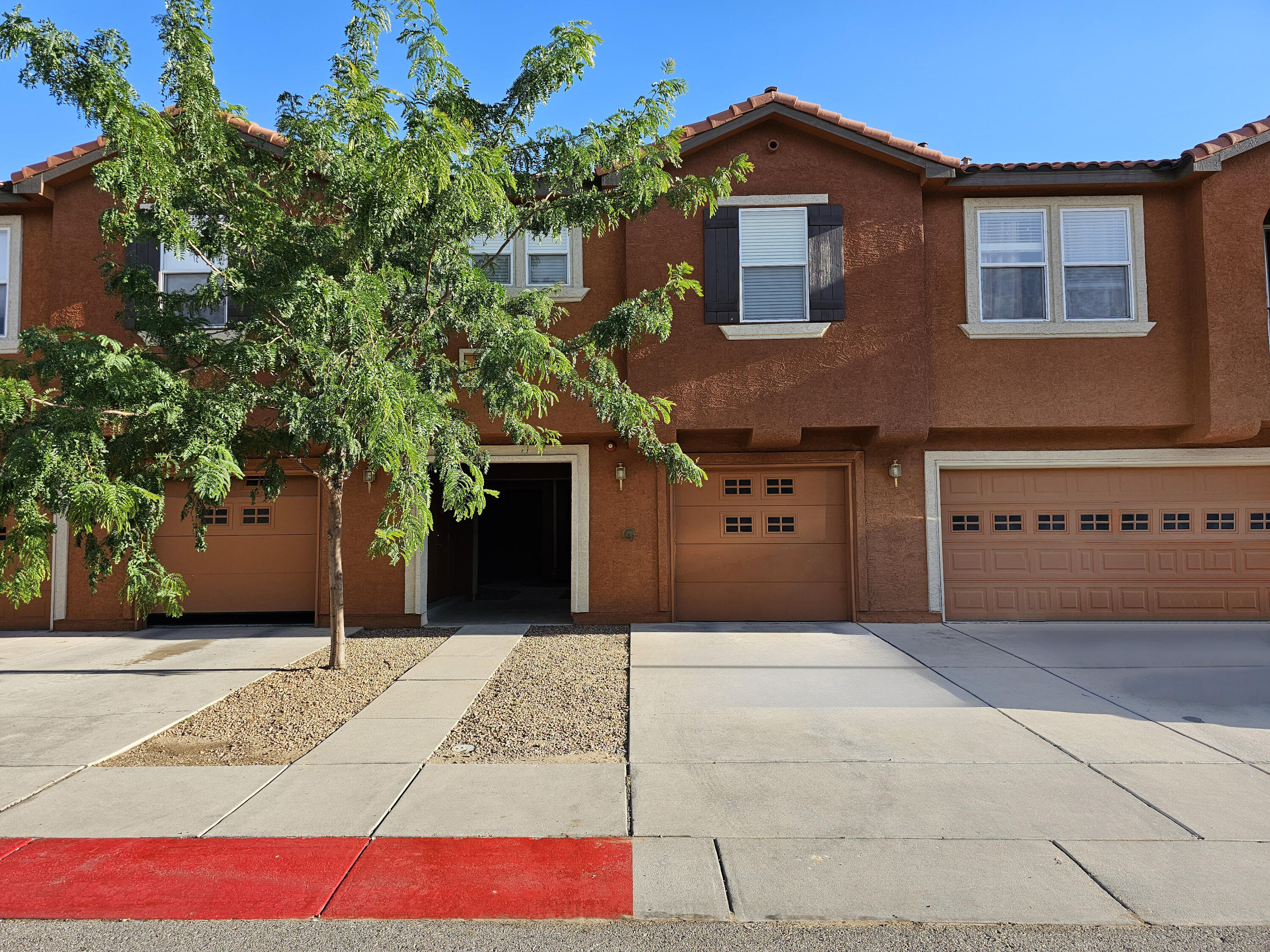 601 MENAUL Boulevard NE 3102